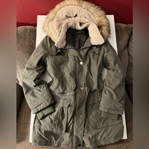 DKNY Women's Faux Fur Trim Hooded Anorak Jacket